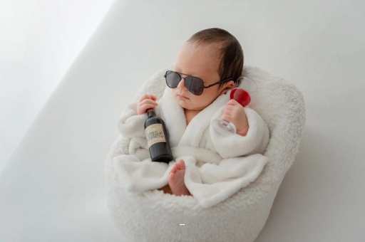 普洱宝宝被蜜蜂蛰了