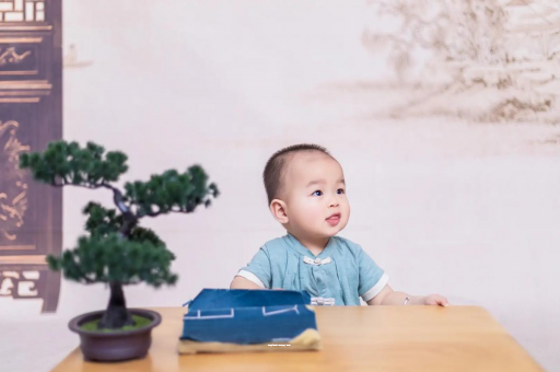 普洱宝宝总是抠鼻子 普洱宝宝总是抠鼻子